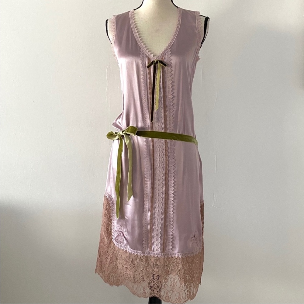 James Coviello Silk Lilac Purple fitted with Lace Midi Dress Size 4